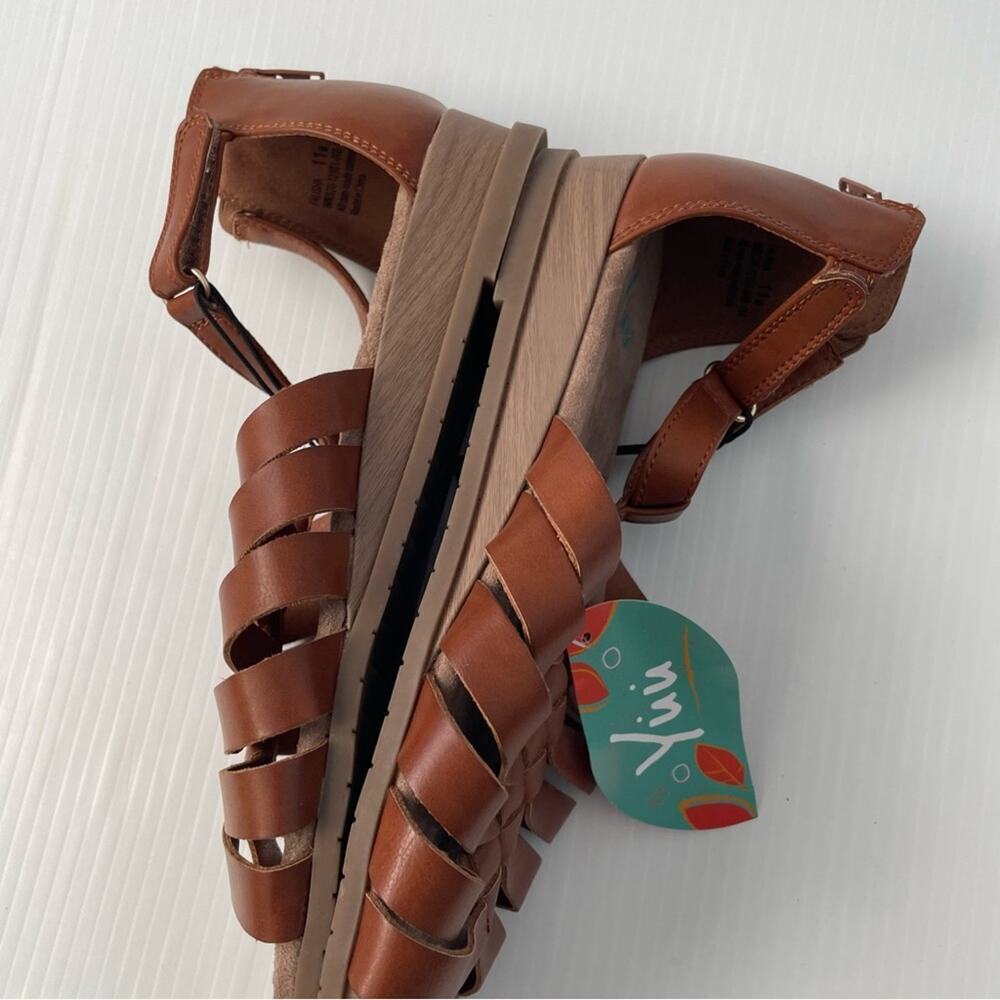 🆕 Yuu Falisha strappy woven sandals size11 M tan brown - Picture 11 of 11